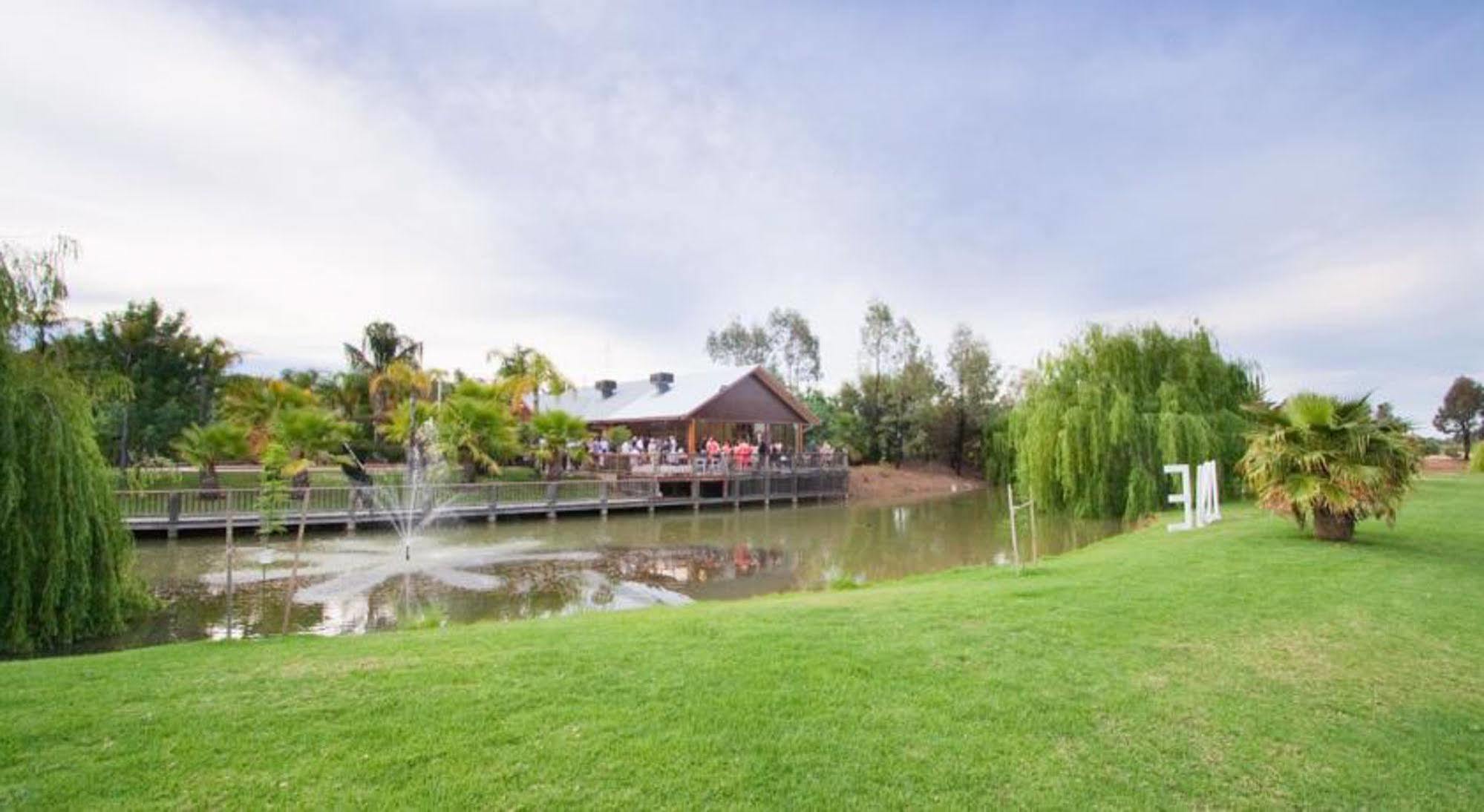 Hotel Perricoota Vines Retreat Moama Zewnętrze zdjęcie